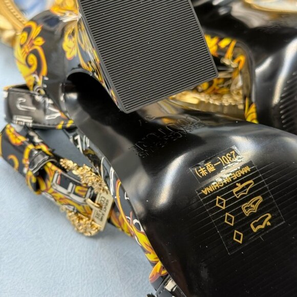 🆕 VERSACE JEANS COUTURE 🧿 NWOB Logo Couture Kirsten Heeled Sandals, Black Sz 7 - Picture 15 of 16